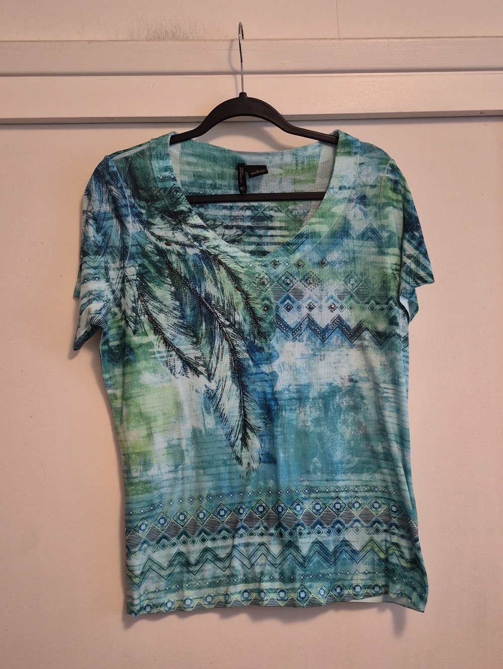 new directions Teal & Aqua Feather Print Short Sleeve Tee